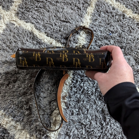 Dooney & Bourke Brown Crossbody Everyday Bag Signature DB Logo - Picture 6 of 7